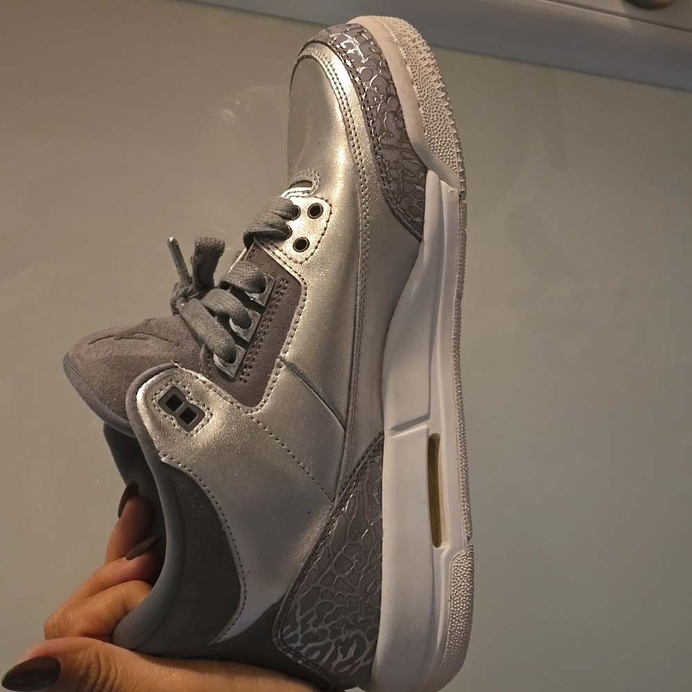 Air Jordan 3 Chrome Boys size 7Y